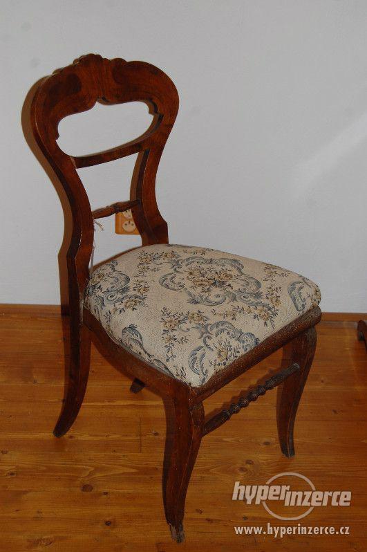 Starožitná polstrovaná židle - foto 1