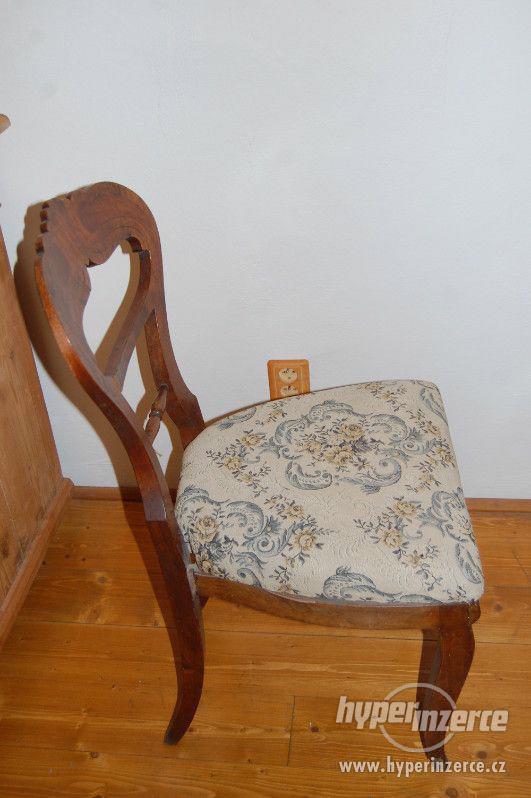 Starožitná polstrovaná židle - foto 2
