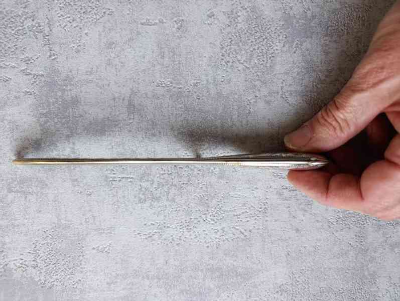 Stříbrný gravírovaný obal na hřeben první republika, Ag 800 - foto 6