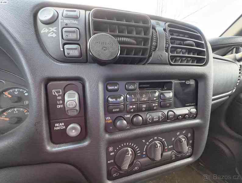 Chevrolet Blazer 4,3   4x4 V6 VORTEC, off-road - foto 11