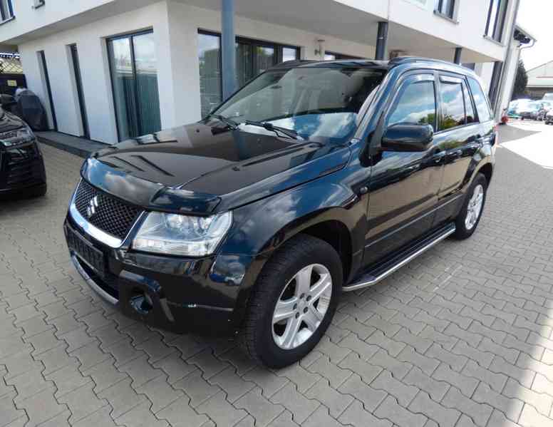 Suzuki Grand Vitara 2,0i benzín 103kw - foto 6