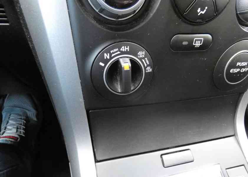 Suzuki Grand Vitara 2,0i benzín 103kw - foto 13