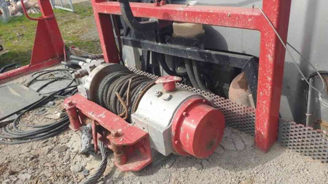 Avia 80 odtah 8.2t SKLOPNÝ na 5.3m/4.4t +naviják - foto 8