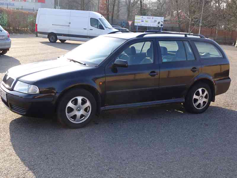 Škoda Octavia 1.9 TDI Combi r.v.2000 (81 KW) stk:11/2023  - foto 3