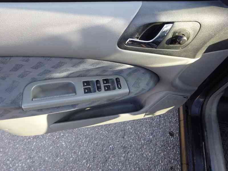 Škoda Octavia 1.9 TDI Combi r.v.2000 (81 KW) stk:11/2023  - foto 6