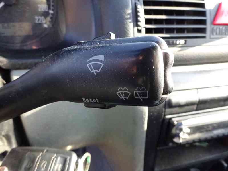 Škoda Octavia 1.9 TDI Combi r.v.2000 (81 KW) stk:11/2023  - foto 11