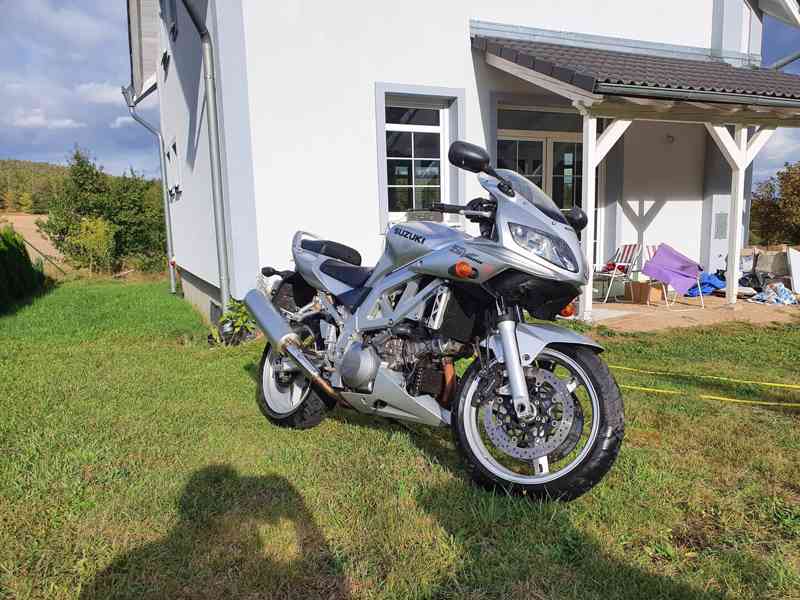 Suzuki SV 1000 - foto 7