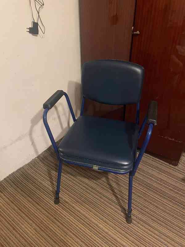 Toaletní křeslo / židle - foto 2