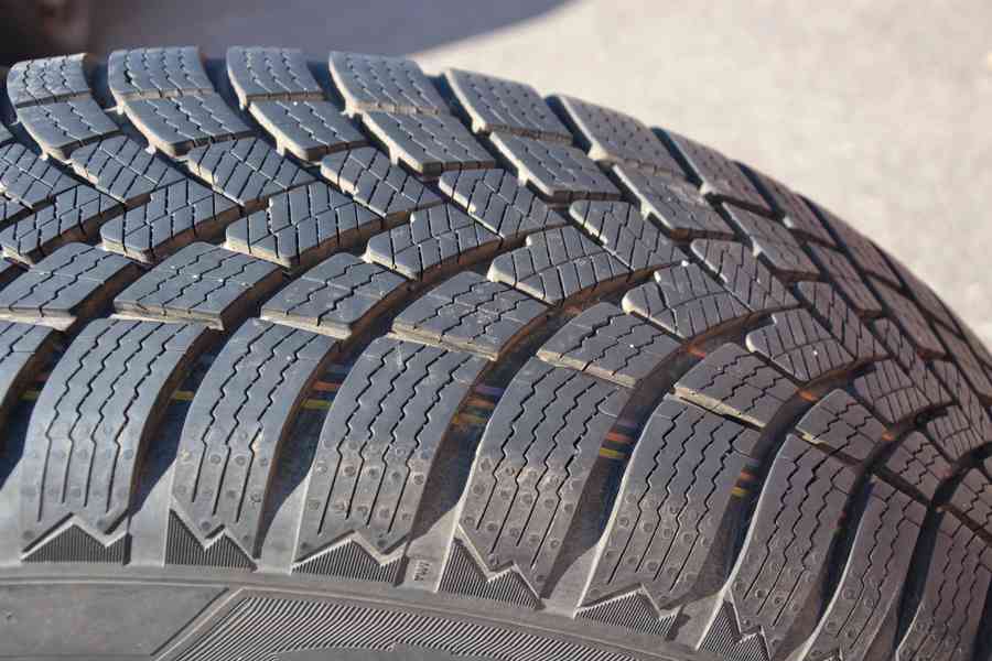 Š.Kodiaq,(2)/VW Tiguan/S.Taracco-NOVÁ zimní Alu sada -215/65 - foto 23