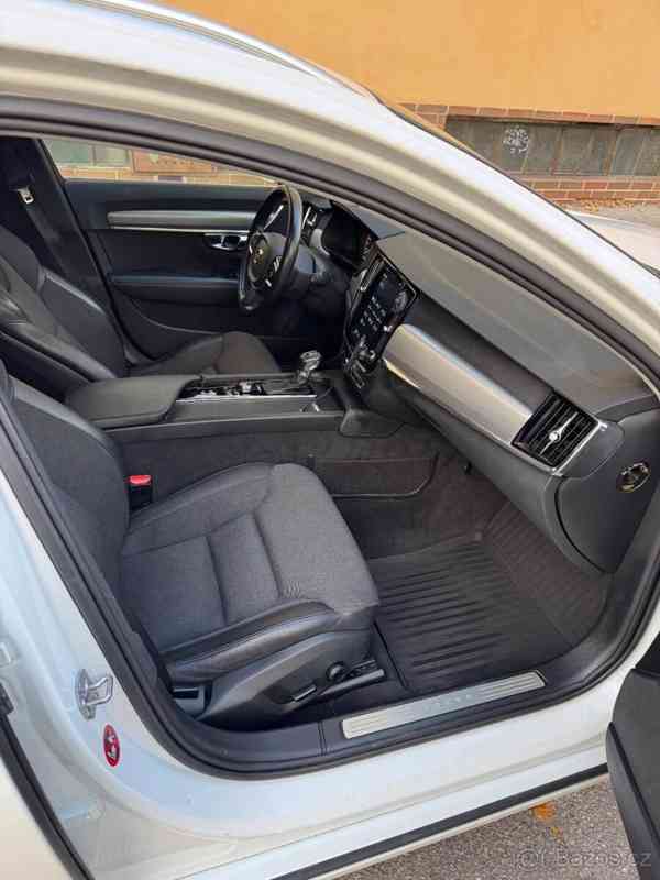 Volvo V90 2,0   MOMENTUM, 2018, D4 142KW, 8.st - foto 15