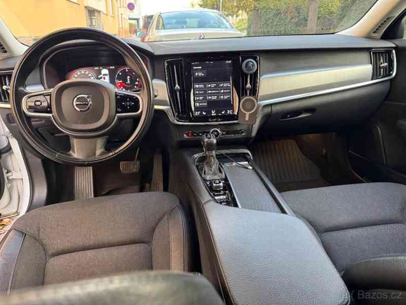 Volvo V90 2,0   MOMENTUM, 2018, D4 142KW, 8.st - foto 19