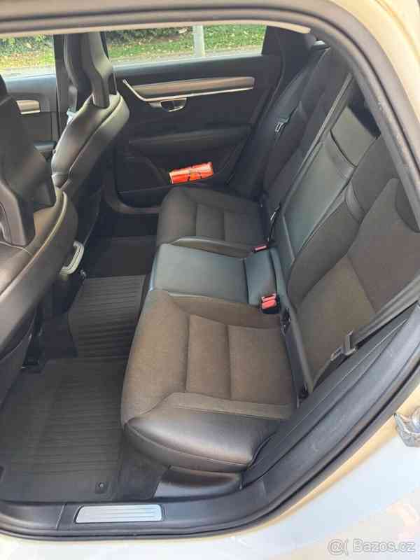 Volvo V90 2,0   MOMENTUM, 2018, D4 142KW, 8.st - foto 17