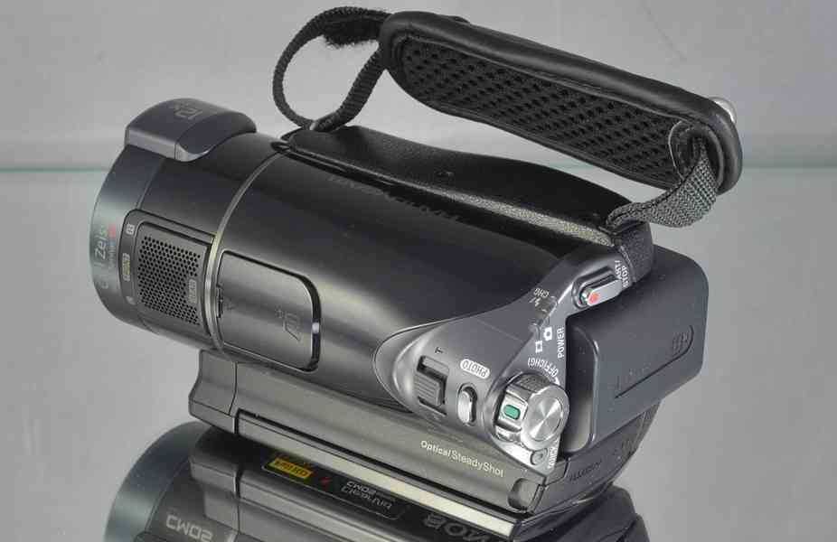 Videokamera: Sony DCR-CX11E *Full HD 12x Opt. Zoom - foto 6