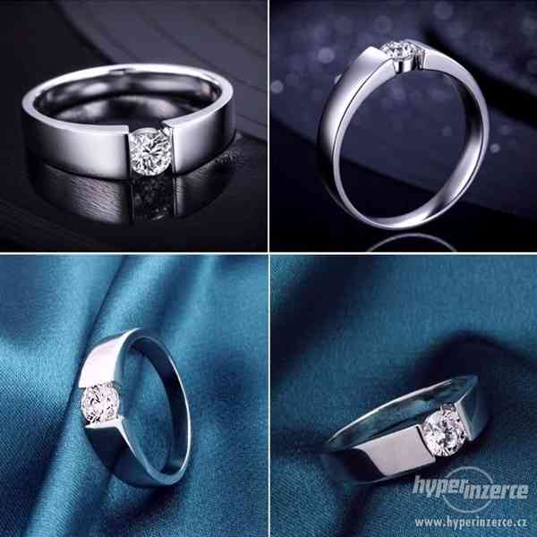 Krásný postříbřený prstýnek se zirkonem - foto 2