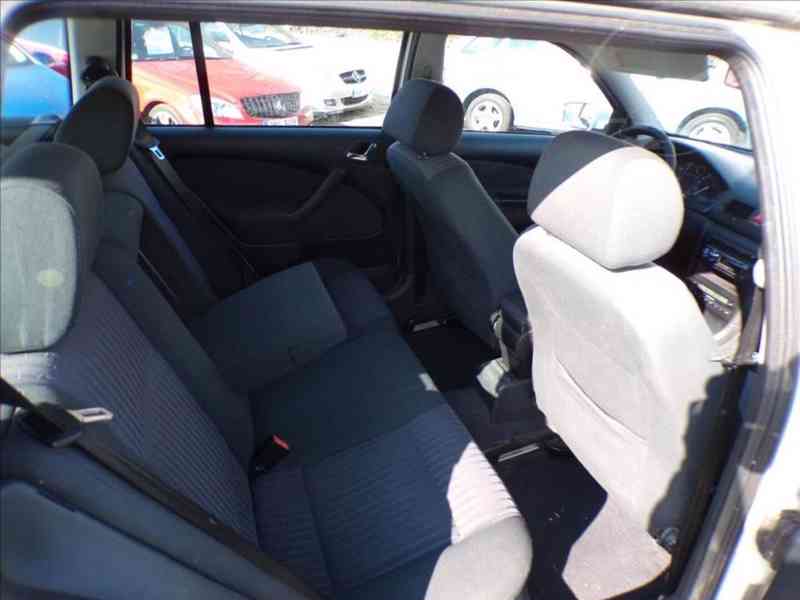 Škoda Octavia 1,9 TDI-81KW DIGI.KLIMA - foto 10