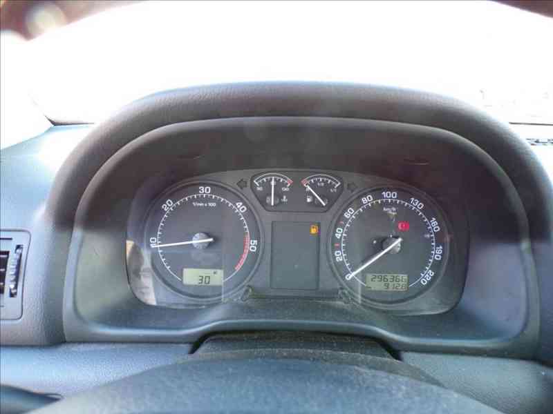 Škoda Octavia 1,9 TDI-81KW DIGI.KLIMA - foto 6