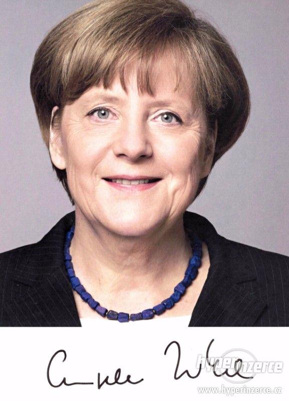 Autogram Angely Merkelové - foto 1
