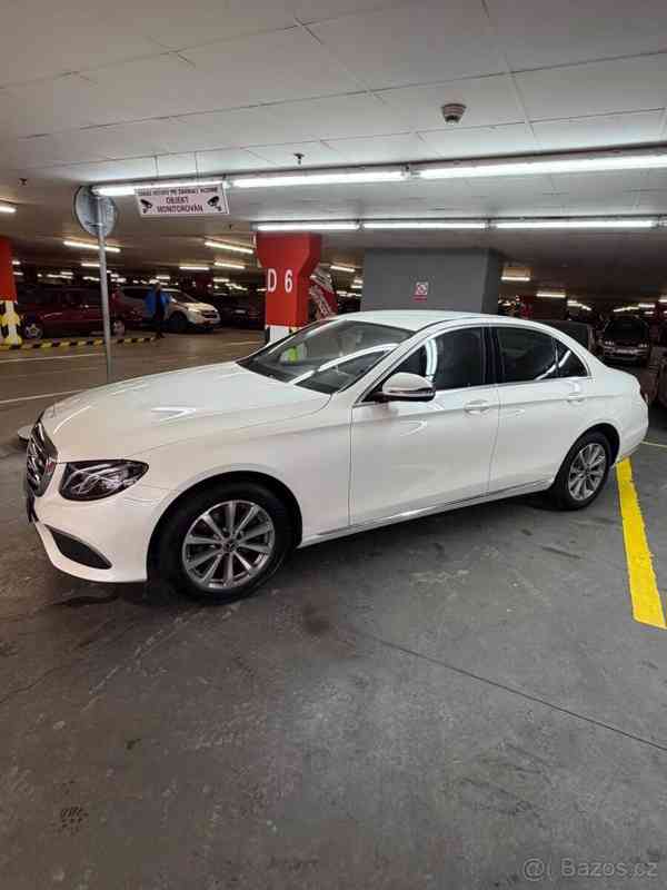 Mercedes-Benz Třídy E 200, benzin, automat, kůže - foto 4