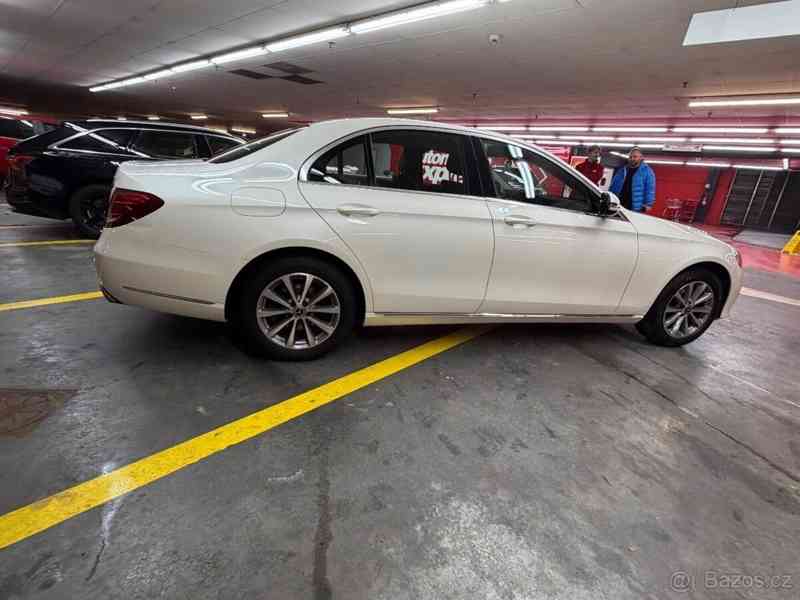 Mercedes-Benz Třídy E 200, benzin, automat, kůže - foto 8