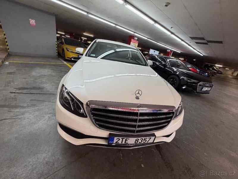 Mercedes-Benz Třídy E 200, benzin, automat, kůže - foto 2