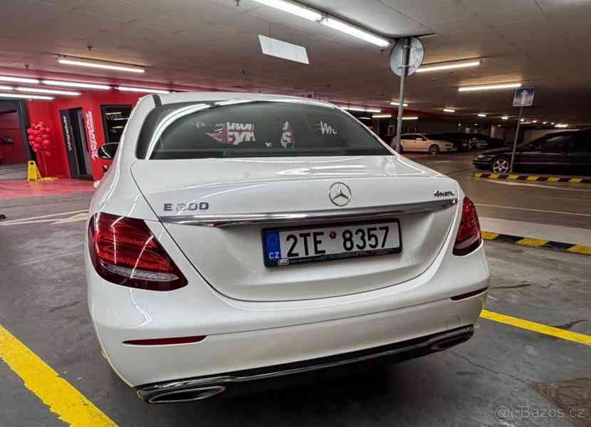 Mercedes-Benz Třídy E 200, benzin, automat, kůže - foto 3