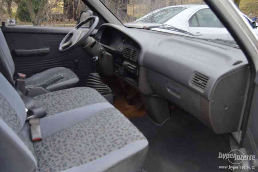 Kia Pregio 2,7D,60kw. r.v.2000, eko zaplaceno,6 míst - foto 7