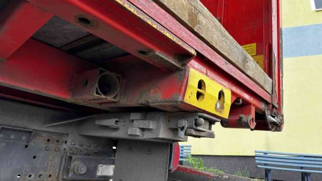 Eur6 BDF 7.3+7.3m MAN 6x2 +18t tandem lowdeck přívěs - foto 14