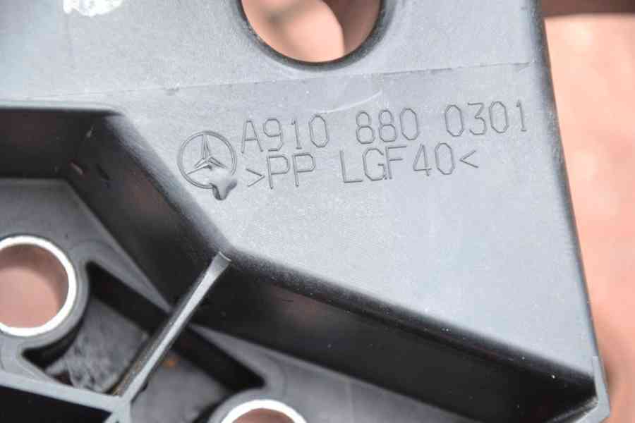 Mercedes-Benz Sprinter W910 přední nosník ,stěna - foto 6