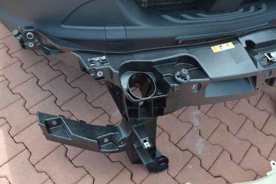 Mercedes-Benz Sprinter W910 přední nosník ,stěna - foto 3