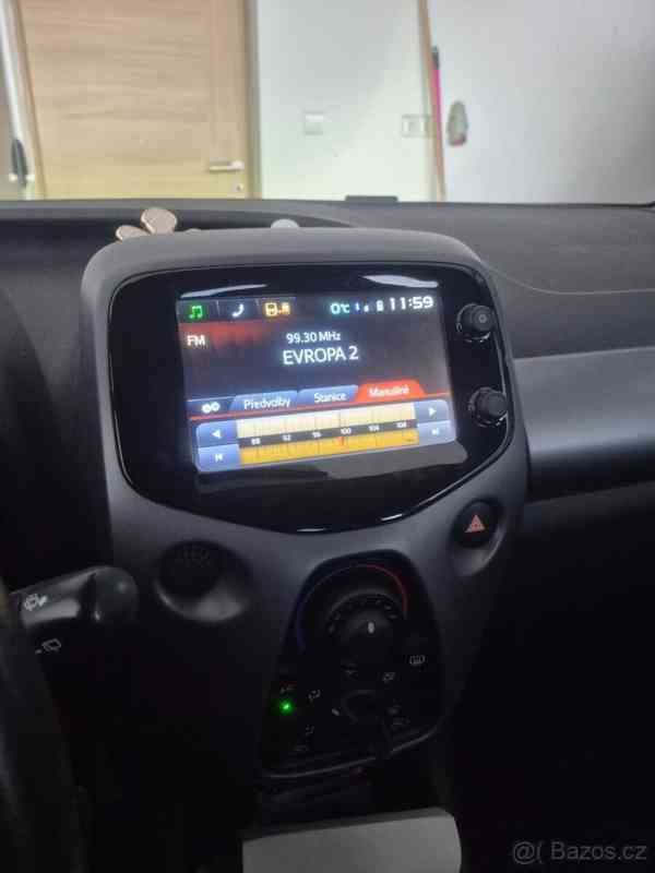 Toyota Aygo 1,0   nebourane - foto 8