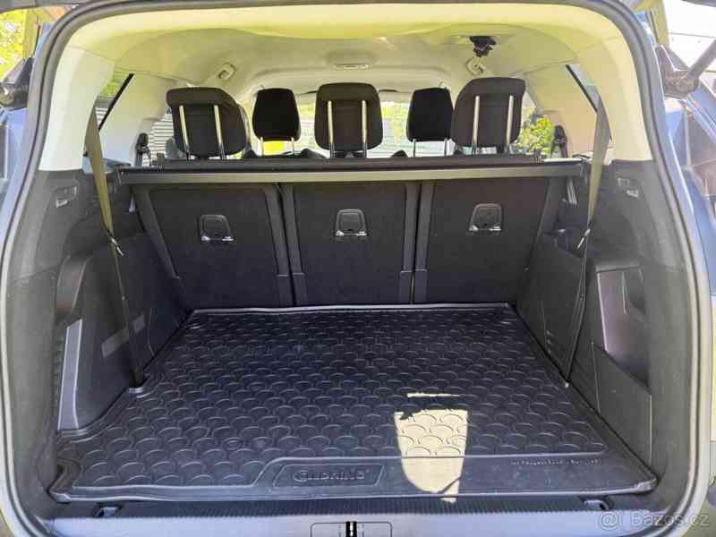 Peugeot 5008 1,2 - foto 3