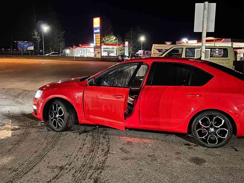 Škoda Octavia 2,0 3 VRS 2.0 tsi - foto 14
