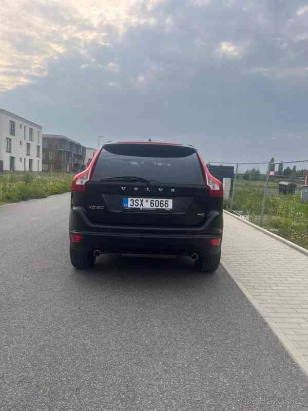 Volvo XC60 2,4 - foto 8