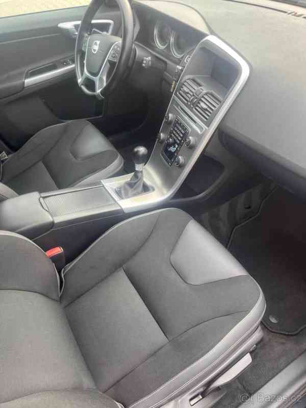 Volvo XC60 2,4 - foto 6