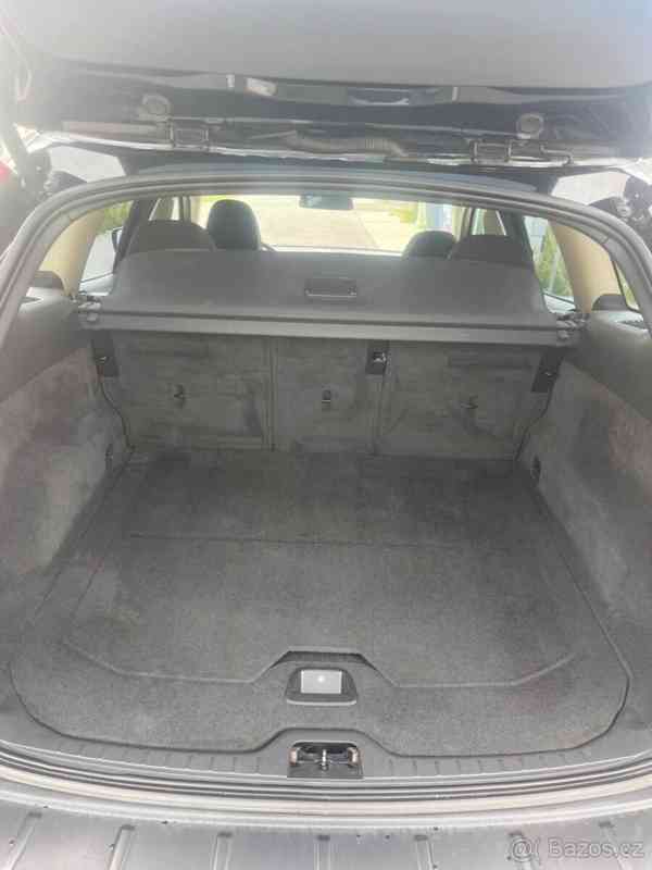 Volvo XC60 2,4 - foto 11