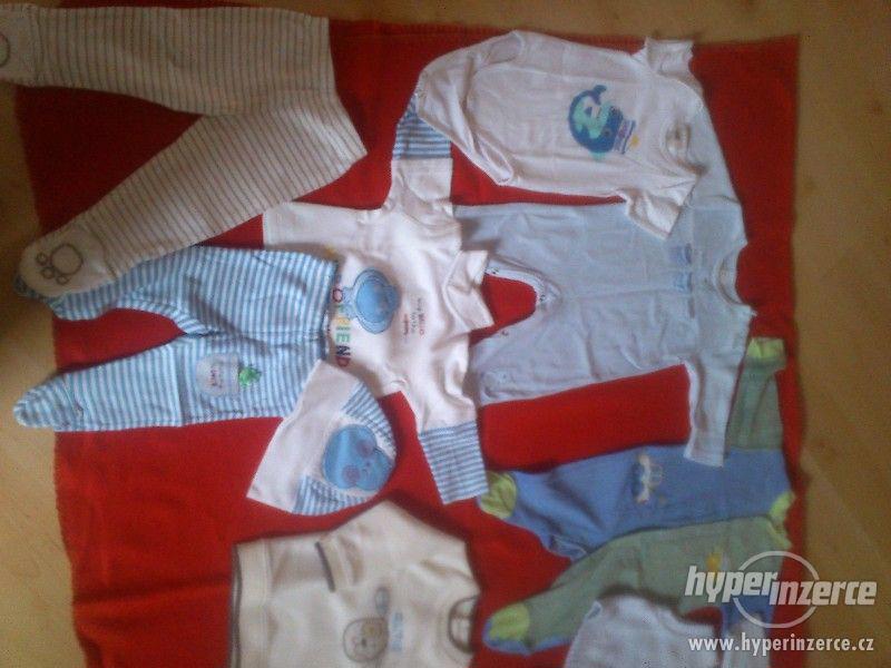 Set dětského chlapeckého oblečení, vel. 0 - 1 rok - foto 1
