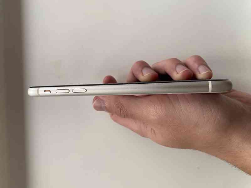 iPhone 11 64 GB - Perfektní stav - foto 4
