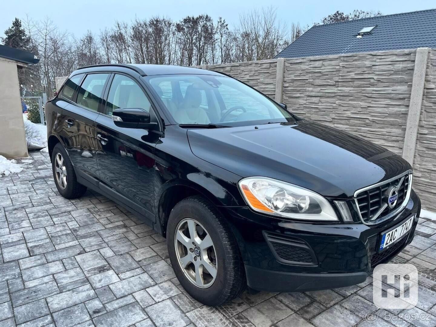 Volvo XC60 2,0   T - foto 1