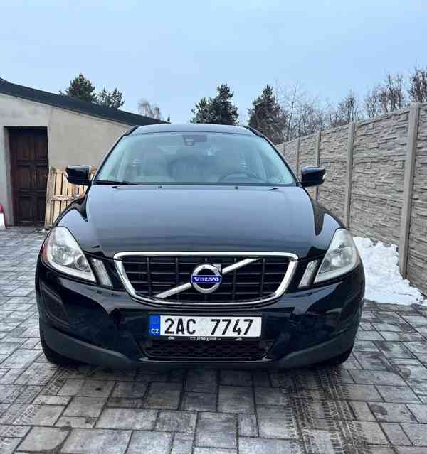 Volvo XC60 2,0   T - foto 17