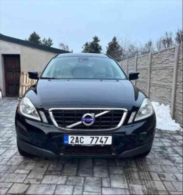Volvo XC60 2,0   T - foto 2