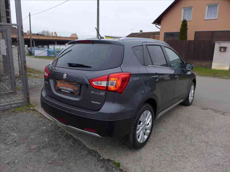 Suzuki SX4 S-Cross 1,6 DDiS 4X4 NAVI KAMERA 1.MAJ - foto 3