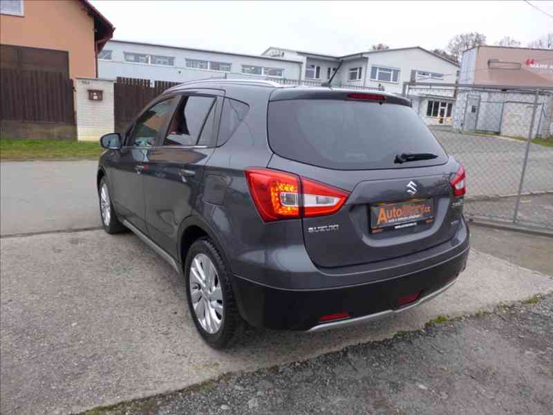 Suzuki SX4 S-Cross 1,6 DDiS 4X4 NAVI KAMERA 1.MAJ - foto 4
