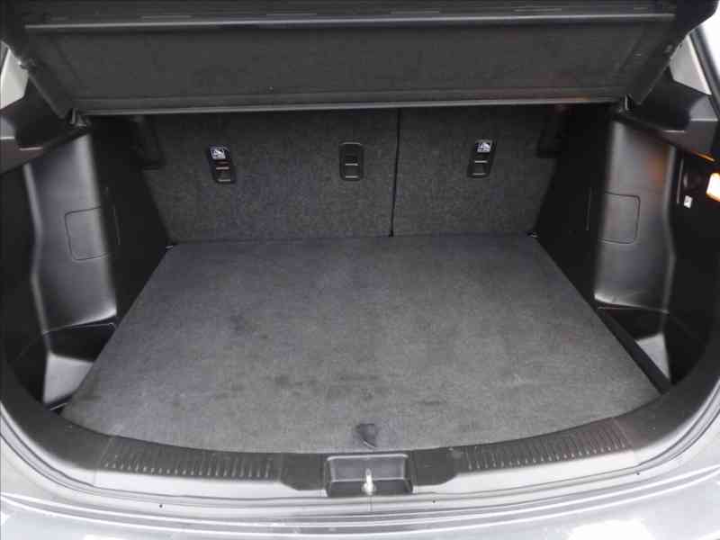 Suzuki SX4 S-Cross 1,6 DDiS 4X4 NAVI KAMERA 1.MAJ - foto 8