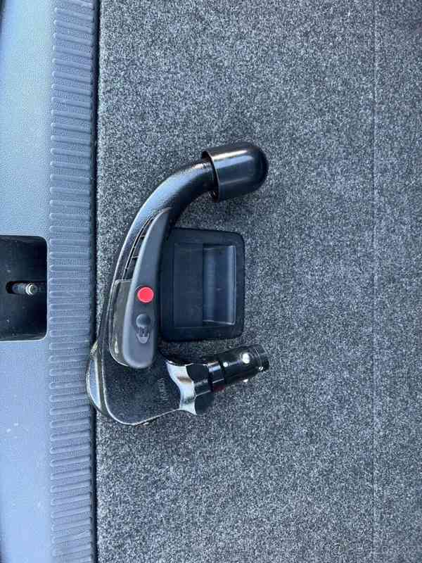 Škoda Octavia 2,0   3 RS Challenge TDI DSG 135kW - foto 13