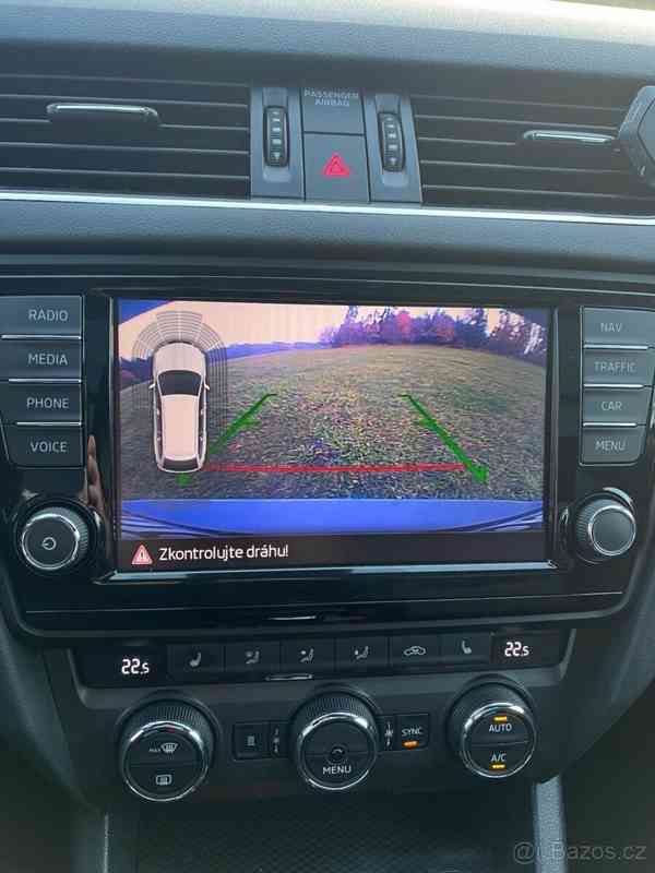 Škoda Octavia 2,0   3 RS Challenge TDI DSG 135kW - foto 17