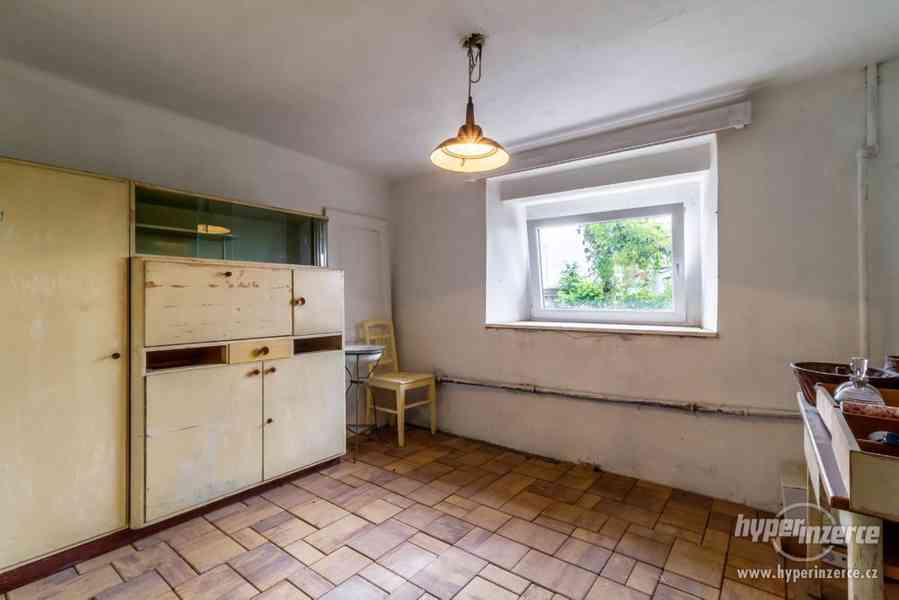Rodinný dům (5+1/2x2+1), Praha 5 - Radotín, ul. U sanatoria - foto 17