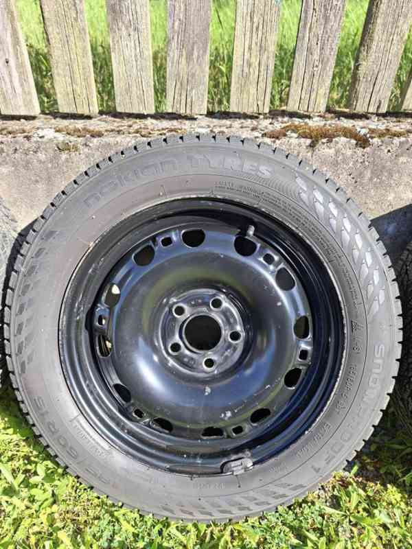 PNEU ZIMNÍ SADA NOKIAN 185/60 R15 88T - foto 2