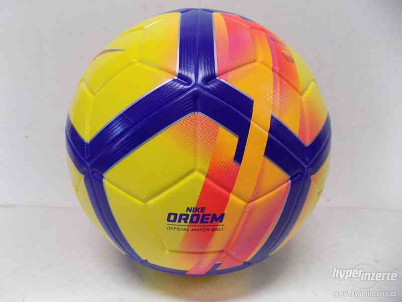 Fotbalový profi míč Nike Ordem V OMB kat.č SC3128-707 (v. 5) - foto 2