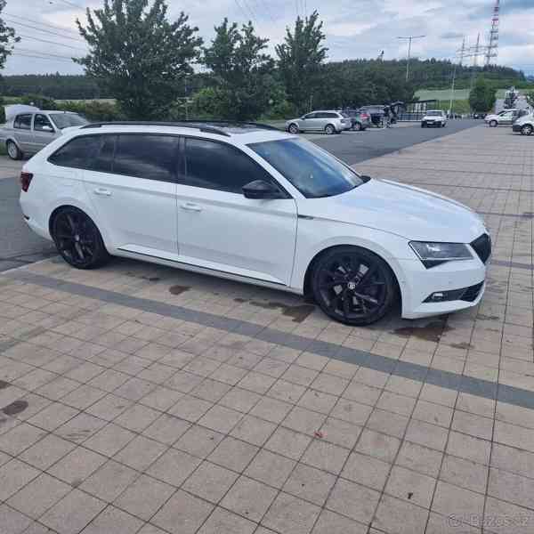 Škoda Superb 3 Sportline 2.0TSI 206 KW 4x4 - - foto 9