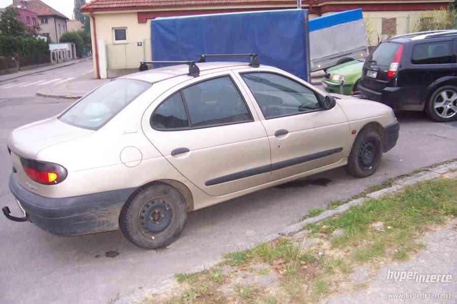 Renault Megane Classic 1.9 D - foto 2